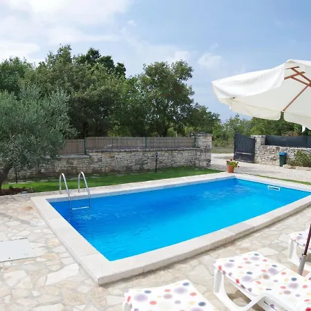 Peaceful Villa In Jursici With Private Pool *