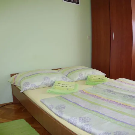 Peaceful Villa In Jursici With Private Pool Villa *